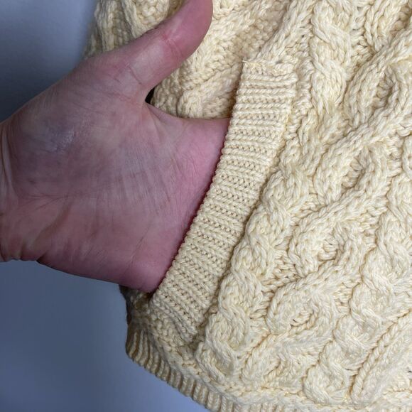 ARAN CRAFTS Cardigan Sweater Small Yellow 100% Wool Ireland Chunky Granniecore - Picture 3 of 6